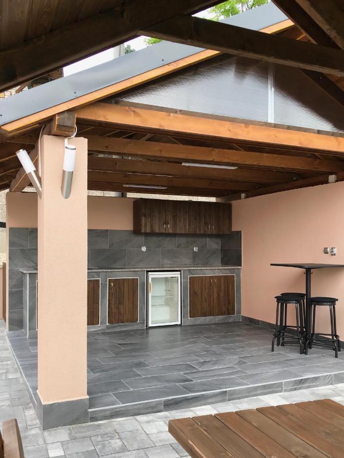 Korall Apartman Balatonfůzfő Buitenkant foto