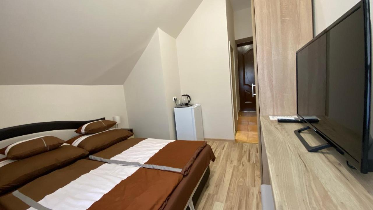 Korall Apartman Balatonfůzfő Buitenkant foto