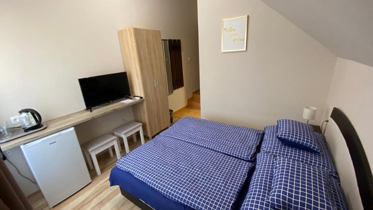 Korall Apartman Balatonfůzfő Buitenkant foto