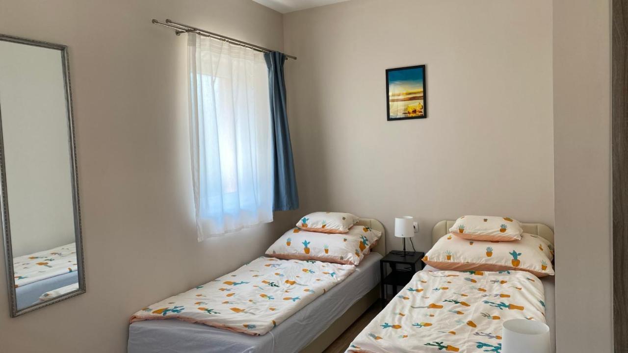 Korall Apartman Balatonfůzfő Buitenkant foto