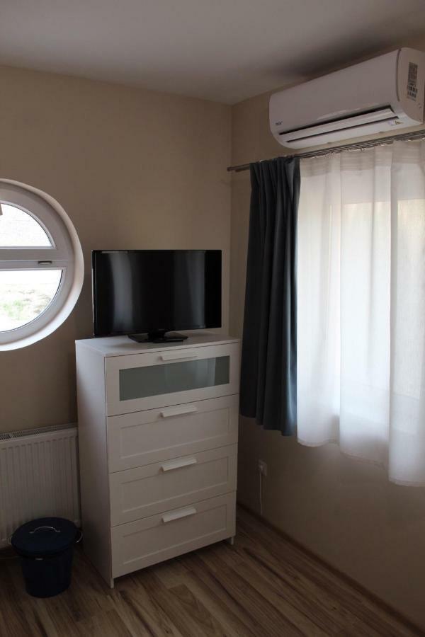 Korall Apartman Balatonfůzfő Buitenkant foto